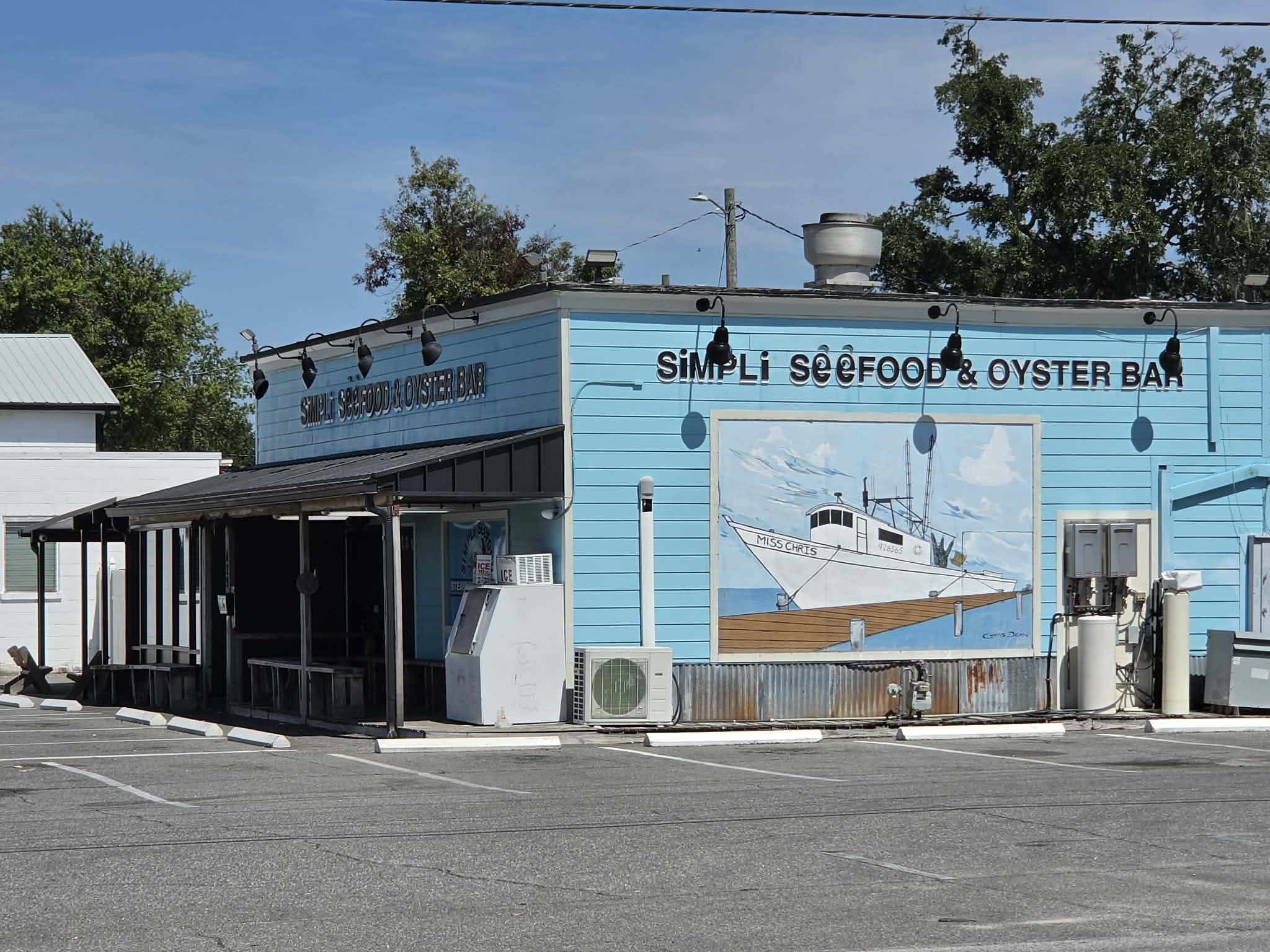 Simply Seafood & Oyster Bar