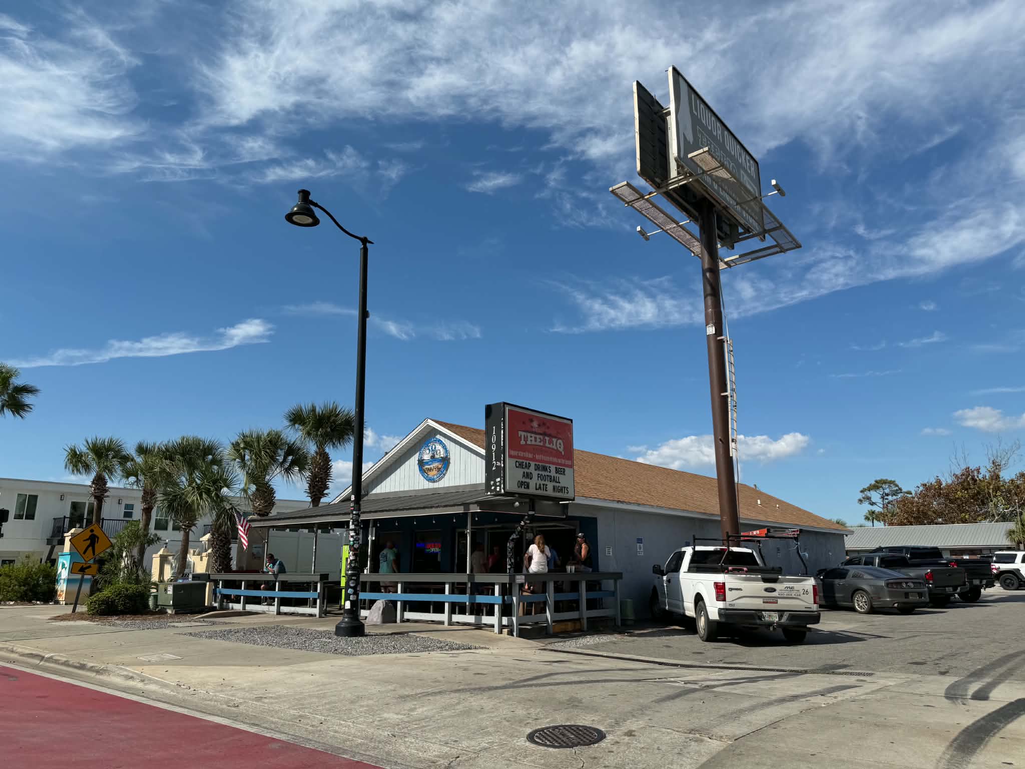 The Liq on Front Beach Road